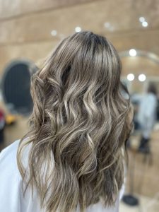سالن زیبایی فاطمه حسینی میکاپ کراتین احیا در بابلسر بهنمیر 10