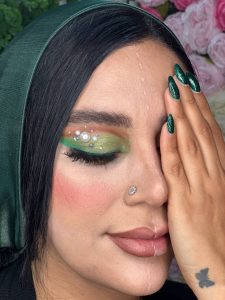 ‏زیبایی ‏سارا ‏حیدری ‏میکاپ ‏شینیون ‏عروس ‏کراتین ‏پروتئین ‏تراپی ‏در ‏خیابان ‏دماوند ‏نارمک 12