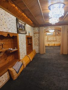 شب های دفاری غذاهای ایرانی موسیقی زنده در قشم 10