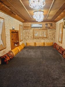 شب های دفاری غذاهای ایرانی موسیقی زنده در قشم 7