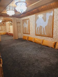 شب های دفاری غذاهای ایرانی موسیقی زنده در قشم 9