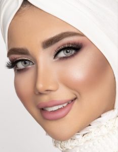 سالن زیبایی آلارز خدمات میکاپ شینیون گریم عروس در کرج پردیس فاز 2 6