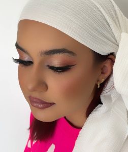 سالن زیبایی شیرین رحیم زاده رنگ و مش و کراتین مو در مهرشهر کرج 3