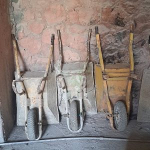 ابزار و مصالح شمرون فروش ابزار و مصالح ساختمانی و اجاره ادوات ساختمانی در تهران آجودانیه 9