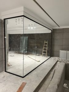 ایران سکوریت فروش و اجرا و نصب پارتیشن شیشه ای و نرده شیشه ای و شیشه سکوریت در تهران آرژانتین 11 1 1 1 1 1