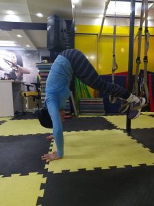 باشگاه ورزشی گلایل کراسفیت فانکشنال تی اریکس TRX و کیک بوکس در تهران 13