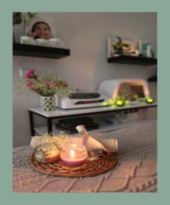 سالن ‏زیبایی ‏دیبا ‏ناخن ‏مژه ‏رنگ ‏صافی ‏فیشال ‏اکستنشن ‏مو ‏میکاپ ‏عروس ‏در تهران ‏نیاوران ‏