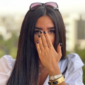 سالن ‏زیبایی ‏شارونا ‏بیوتی ‏میکاپ ‏شینیون ‏گریم ‏تخصصی ‏عروس ‏در ‏جهانشهر ‏کرج
