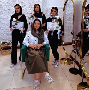 سالن ‏زیبایی ‏پریسا ‏اتابکی ‏رنگ ‏لایت ‏کراتین ‏در ‏بهبودی ‏ستارخان