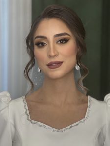 سالن ‏زیبایی ‏گیسیا ‏میکاپ ‏و ‏شینیون ‏و ‏رنگ ‏و ‏لایت ‏و ‏کراتین ‏و ‏کوتاهی ‏در ‏تهران ‏شهرک ‏اکباتان 7