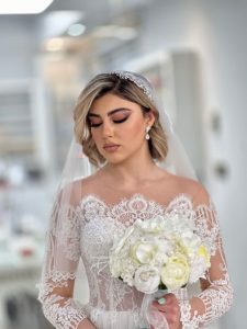 مجموعه ‏زیبایی تخصصی شقایق ‏کمالی خدمات ‏براشینگ ‏‏کرلی ‏‏بافت ‏و ‏کوتاهی ‏مو ‏‏در ‏تهران ‏تهرانپارس ‏غربی 18 3 1 1