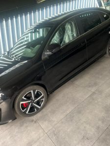 مرکز کارشناسی رنگ و بدنه احمدیا چک کردن رنگ و فنی بدنه خودرو در تهران سعادت آباد