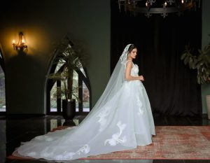 مزون ‏بهارک ‏اخلاقی ‏مزون ‏لباس ‏عروس ‏شب ‏و ‏مجلسی ‏در ‏تهران ‏خیابان ‏فرشته 3