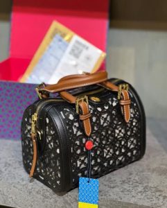 کیف مادر فروش کیف کوله کلاه کمربند در مشهد 8 1 1