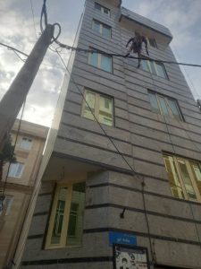 ‏ارتفاع ‏کاران ‏عبدلی ‏خدمات ‏پیچ ‏رولپلاک ‏نمای ‏ساختمان ‏با ‏طناب ‏و ‏شستشوی ‏نما ‏و ‏نصب ‏توری ‏مرغی ‏در ‏تهران 4 5