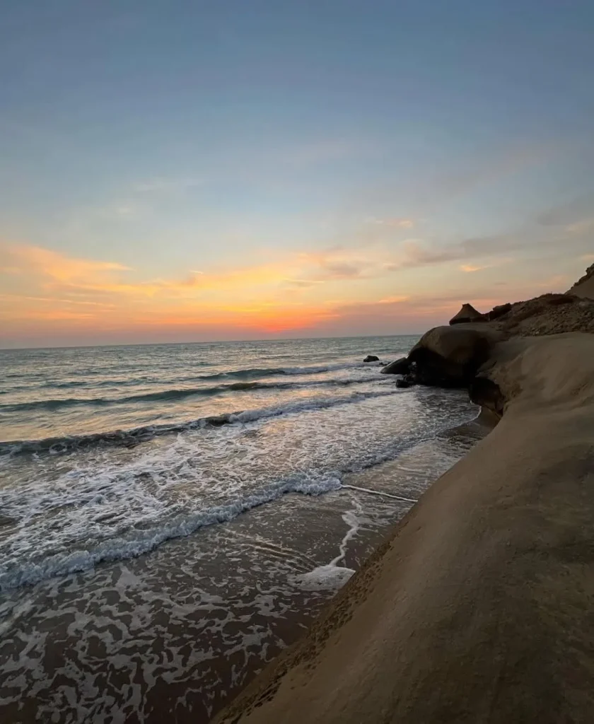 راهنمای تور گردنه عشاق هرمزگان با طبیعت بکر