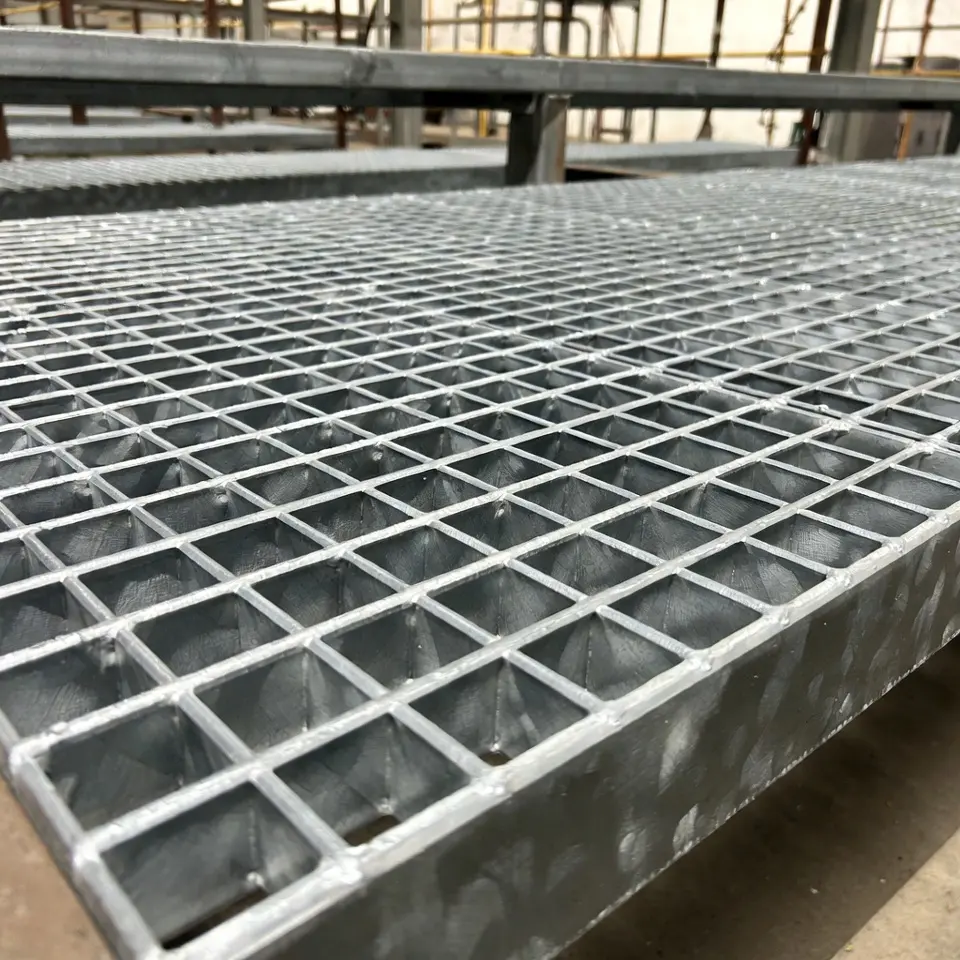 قیمت و خرید گریتینگ گالوانیزه گرم در کرمانشاه 1 قیمت و خرید گریتینگ گالوانیزه گرم در کرمانشاه