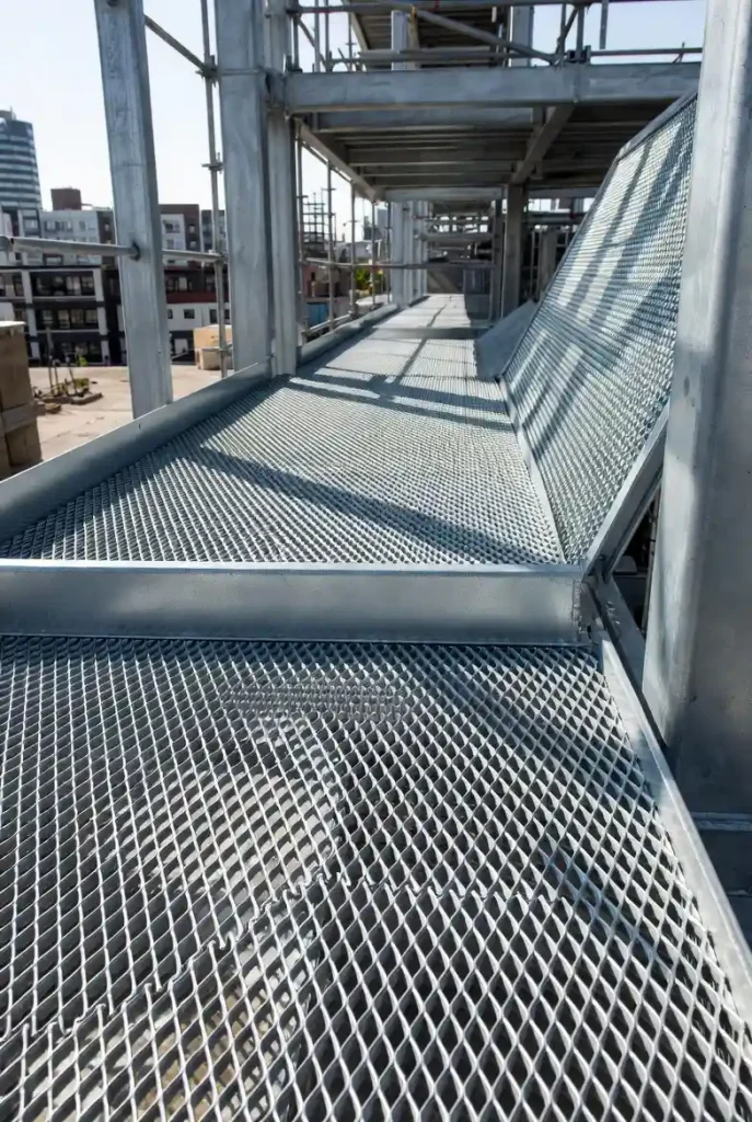 قیمت و خرید گریتینگ گالوانیزه گرم در شیراز 1 قیمت و خرید گریتینگ گالوانیزه گرم در شیراز