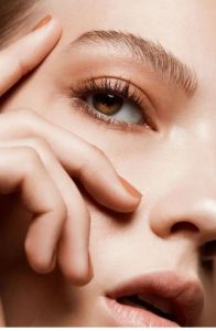 سالن زیبایی اسکای بیوتی جوانسازی لیفت ابرو مژه در شهرک اکباتان 2