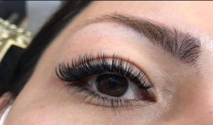 سالن زیبایی فرحناز کریمی خدمات ترمیم کاشت ناخن کوپ میکاپ در حکیمیه تهران 19
