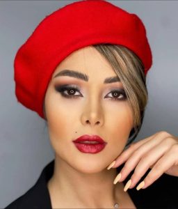 سالن زیبایی فرحناز کریمی خدمات ترمیم کاشت ناخن کوپ میکاپ در حکیمیه تهران 9