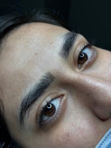 سالن زیبایی مهیا رنگ مش کراتینه مو در ستارخان میدان توحید