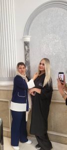 سالن مینا اسدی رنگ لایت احیا مو در سعادت آباد میدان کتاب