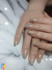 سرای مانیکا خدمات میکاپ شینیون کاشت ناخن بلوار رستاخیز کرج 3