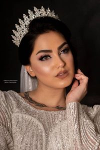 ‏و ‏آرایشگاه ‏سارا ‏مومنی ‏میکاپ ‏عروس ‏و ‏کاشت ‏ناخن ‏و کراتین ‏و ‏پروتئین در ‏کرمان ‏بحرالعلوم ‏6 6