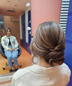 آموزشگاه ‏و ‏سالن ‏زیبایی ‏رویا ‏گرمه ‏کاشت ‏و ‏آموزش ‏خدمات ‏ناخن ‏مژه ‏در ‏دیباجی ‏جنوبی 7