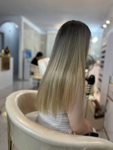 آکادمی زیبایی سعیده فردوس کاشت لیفت لمینیت مژه در بلوار فردوس صادقیه6 768x1024 1