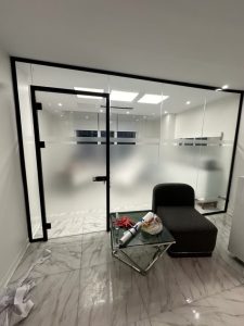 ایران ‏سکوریت ‏فروش ‏شیشه ‏سکوریت ‏و ‏پارتیشن ‏شیشه ‏ای ‏و ‏نرده ‏شیشه ‏ای ‏در ‏بازار