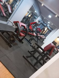 باشگاه بیژن باشگاه فانکشنال و بدنسازی و فیتنس در خیابان 17 شهریور مشهد 2