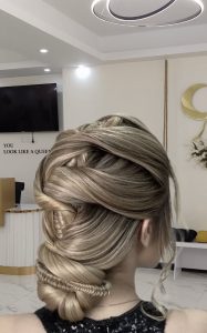 سالن زیبایی آیسان رنگ و مش شینیون پروتئین تراپی در مشیریه تهران۱۶