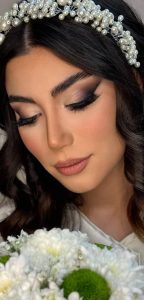 سالن زیبایی اندیشه کاشت ناخن و میکاپ و شینیون در اندیشه 4