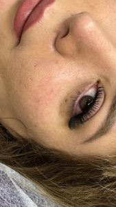 زیبایی رومینا کاشت مژه اکستنشن مژه در بلوار کاوه اندرزگو