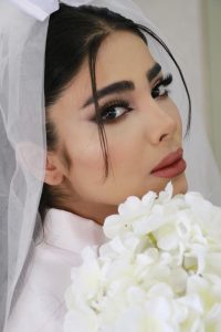 سالن زیبایی ساعت شنی خدمات رنگ و لایت کراتین و احیا مو در تهران نیرو هوایی 15