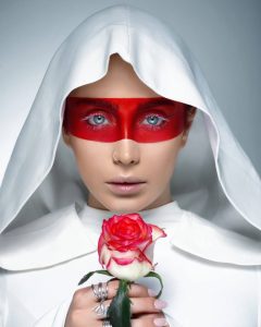 سالن زیبایی شیرین رحیم زاده رنگ و مش و کراتین مو در مهرشهر کرج 12