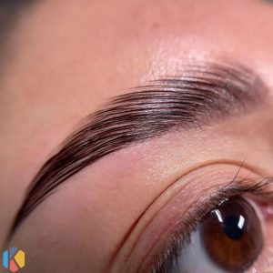 سالن زیبایی ژربرا میکاپ شینیون در مرزداران ایثار 10