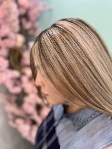 سالن مینا اسدی رنگ لایت احیا مو در سعادت آباد میدان کتاب 9 768x1024 1