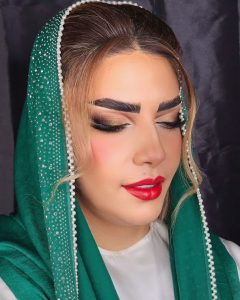 سالن پدیده زیبایی آموزش میکاپ شینیون عروس شهرقدس میدان آزادی