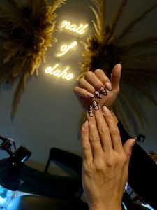 سالن ‏زیبایی ‏الهه ‏افخم ‏پدیکور ‏و ‏مانیکور ‏و ‏ترمیم ‏ناخن ‏و ‏کاشت ‏ناخن ‏در ‏امامت ‏مشهد 15 1