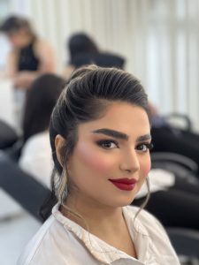 ‏زیبایی ‏لیلی ‏سالن ‏تخصصی ‏عروس ‏و ‏میکاپ ‏و ‏شینیون ‏در ‏ساری ‏خیابان ‏15 ‏خرداد 11