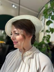 سالن ‏زیبایی ‏وهیستا ‏میکاپ ‏شینیون ‏گریم ‏عروس ‏در ‏عفیف ‏آباد ‏شیراز 14 result result