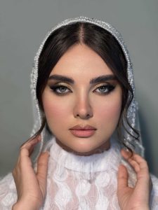 سما ‏محمدی ‏‏میکاپ ‏عروس ‏میکاپ ‏همراه ‏کاشت ‏مژه ‏موقت 2