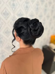 مرجان مهرزادی خدمات پروتئین تراپی کراتین مو رنگ لایت در کرج اندیشه فاز 1