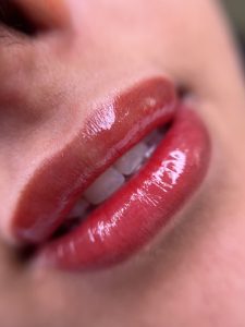 نوحه میکروبلیدینگ شیدینگ لب بن مژه در شهر مشهد وکیل آباد11