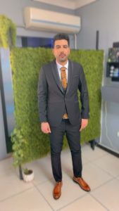 مولایی آرایشگاه مردانه کوتاهی تخصصی مو و اصلاح صورت در صادقیه آیت الله کاشانی 8