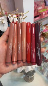 معظمی ‏بیوتی ‏فروش ‏انواع ‏بادی ‏اسپلش ‏شوینده ‏صورت ‏انواع ‏رژ لب ‏در ‏کرج ‏فلکه ‏اول ‏گوهردشت 20