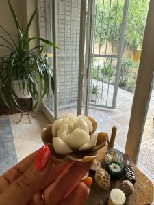 هنری آرمان آموزش شمع سازی غالب گیری شمع تراپی در میدان تجریش 7